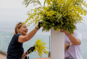 Lily master florist working