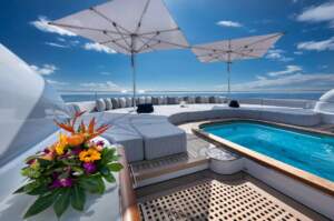 yachts floral decor 3